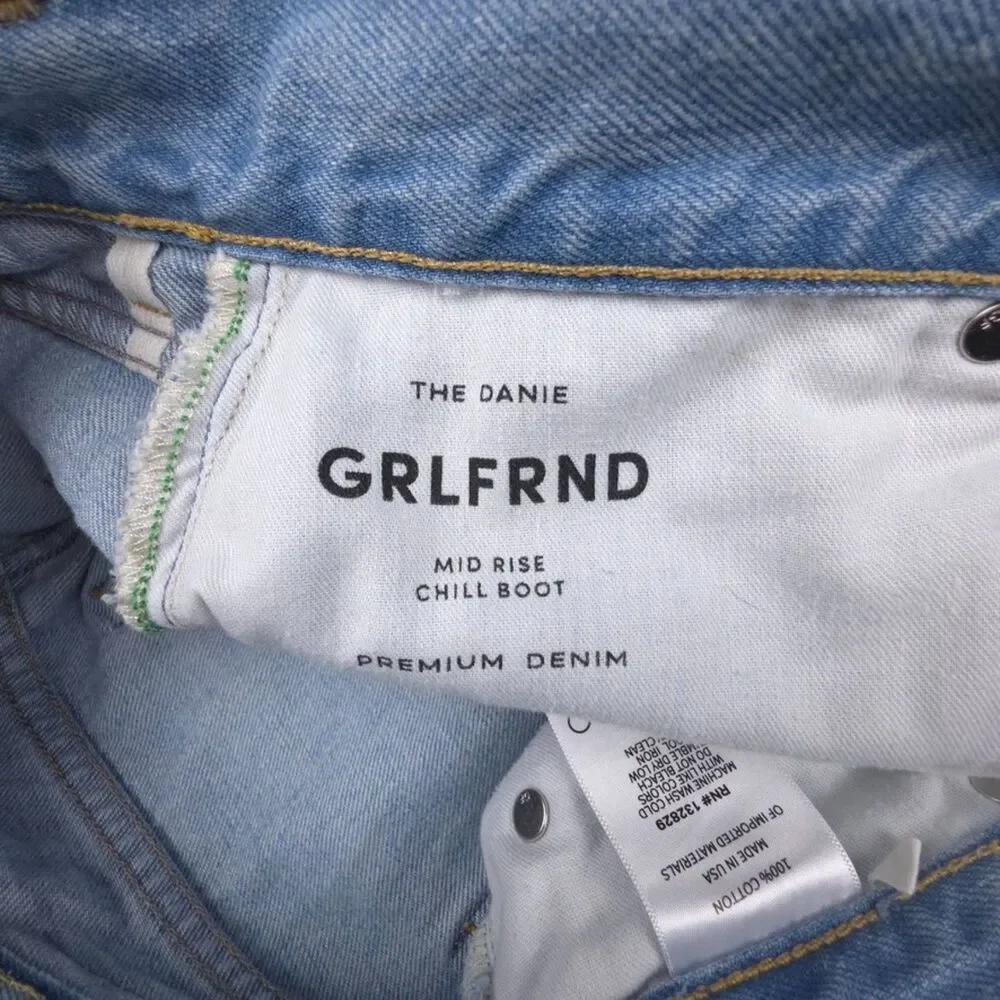 GRLFRND Raw Hem Bermuda Mid Rise Jean Shorts Boho 70s Vintage Clean Girl Minimal